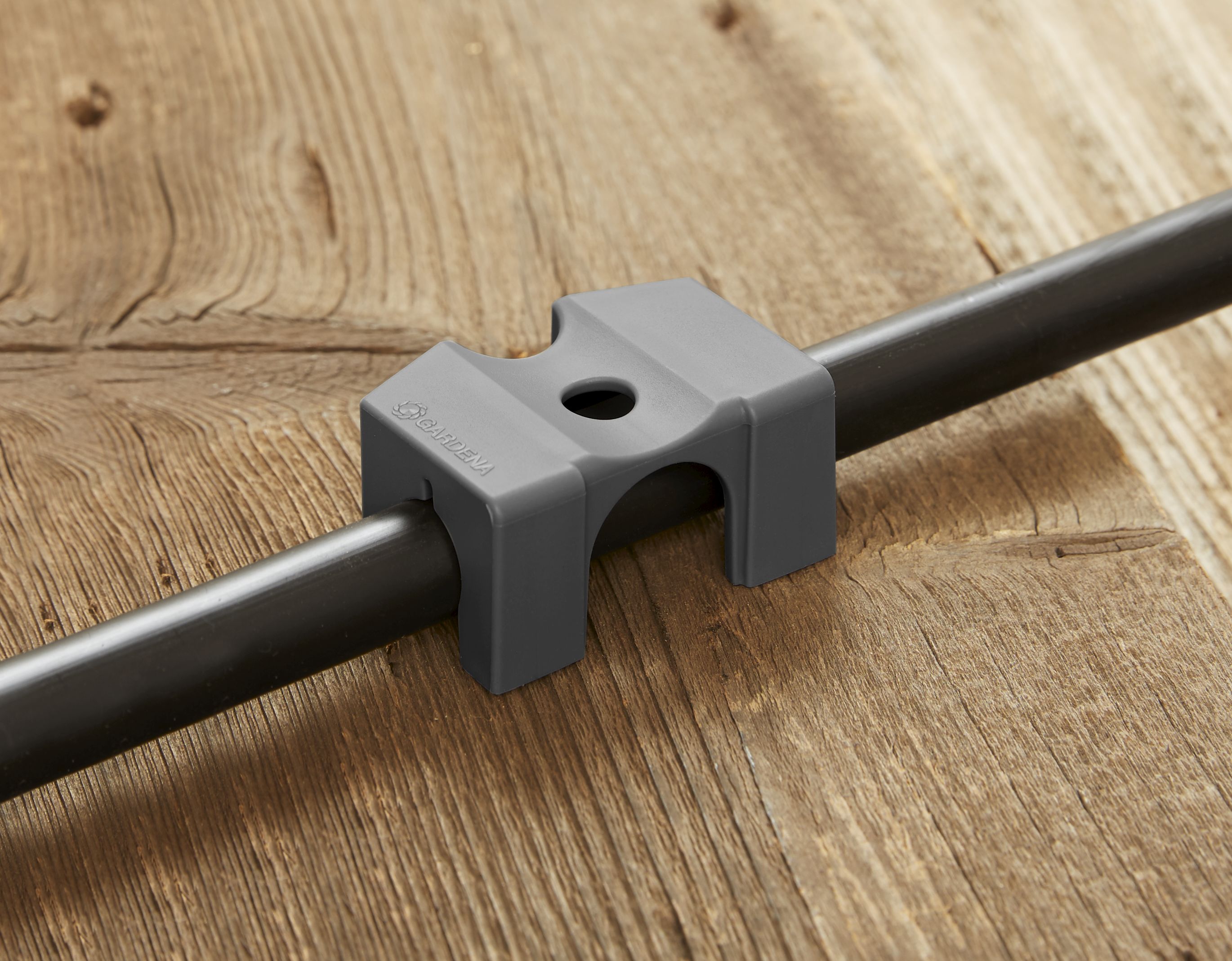 Micro-drip rørklemme . 13 mm (1/2